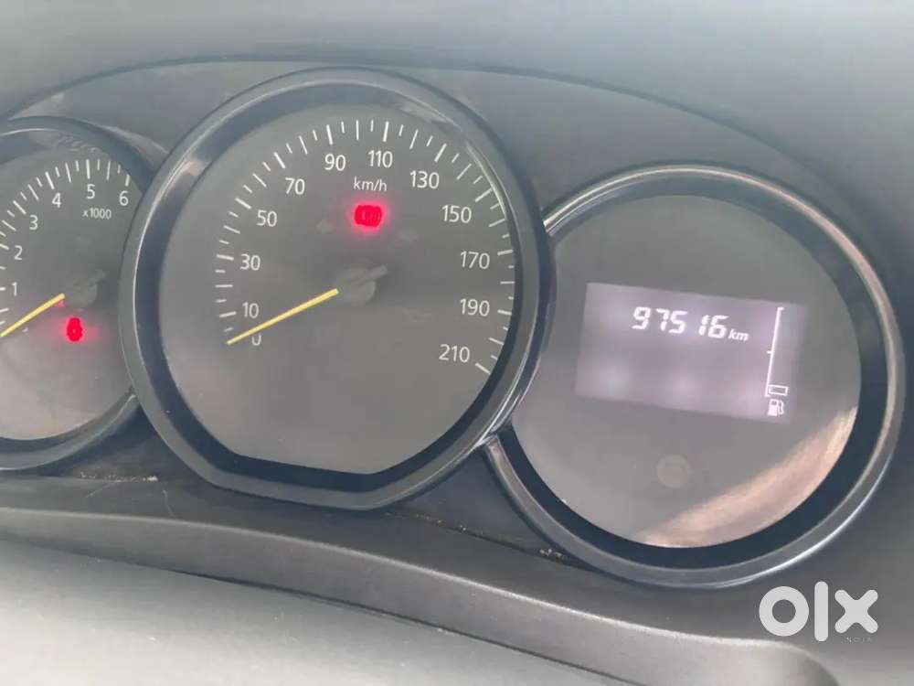 Renault Lodgy 2015 Diesel Well Maintained