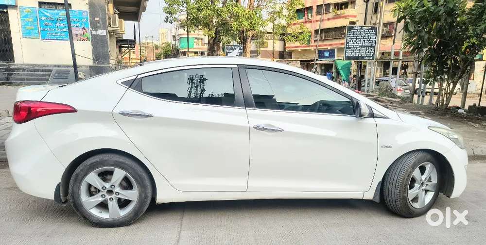 Hyundai Elantra 2013