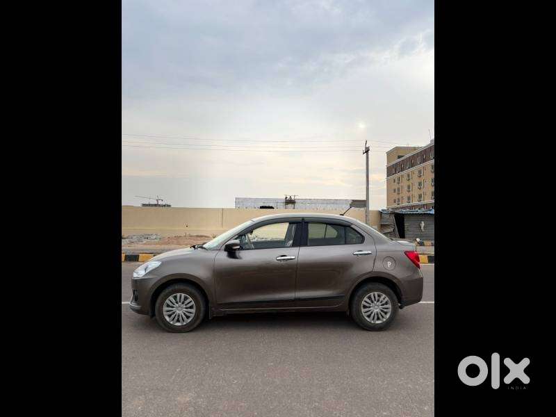 Maruti Suzuki Dzire 1.2 Vxi, 2017, Petrol