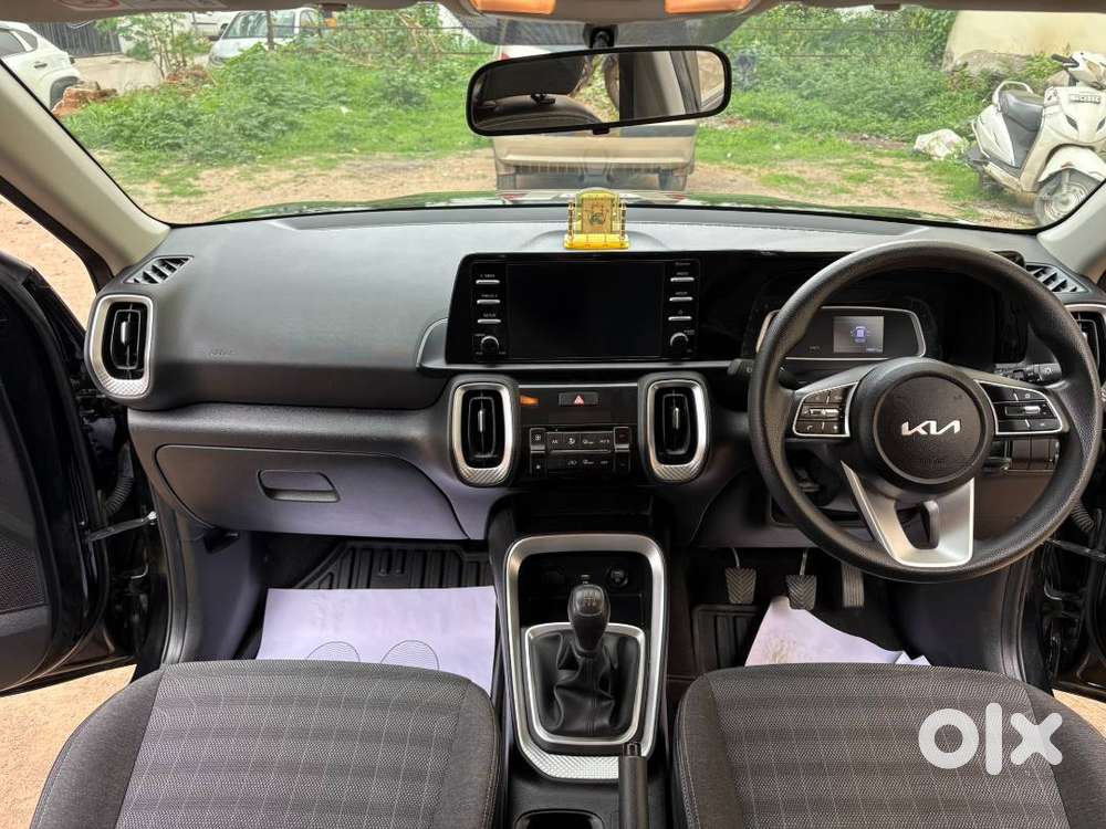 2022 Kia Sonet Htk+ 1.2 Petrol  17,000 Km  Single Owner
