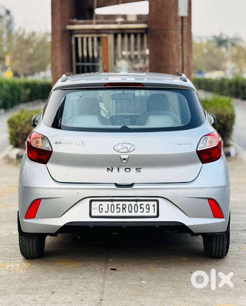 Hyundai Grand I10 Nios Sportz 1.2 At, 2022, Petrol