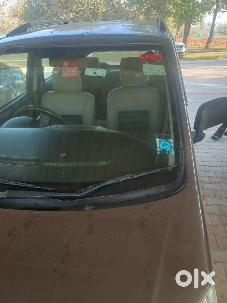 Wall Maintenance, Very Nice And Company Fitted Cng, 30+ Average,