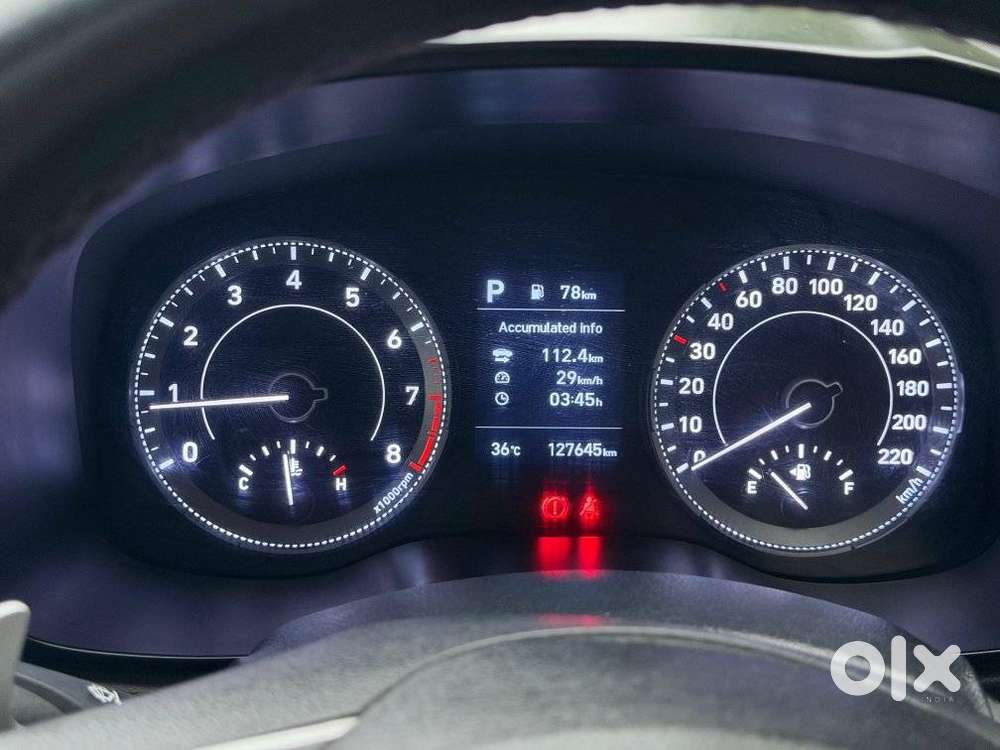 Hyundai Venue, 2021, Petrol
