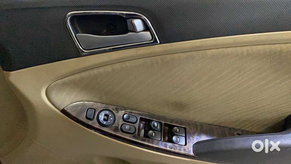 Hyundai Verna [2015-2017] Fluidic 4s 1.6 Vtvt S At, 2015, Petrol