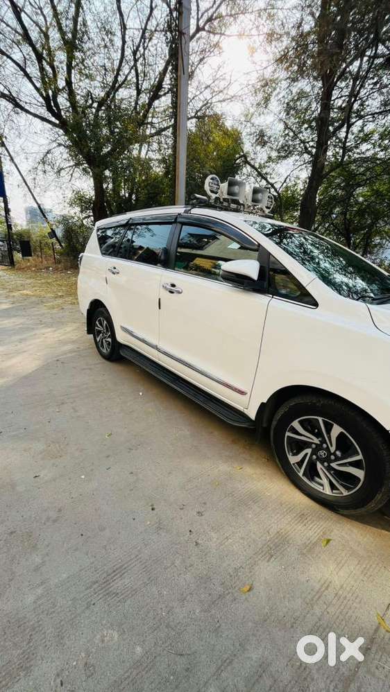 Toyota Innova Crysta 2022 Diesel 70000 Km Driven