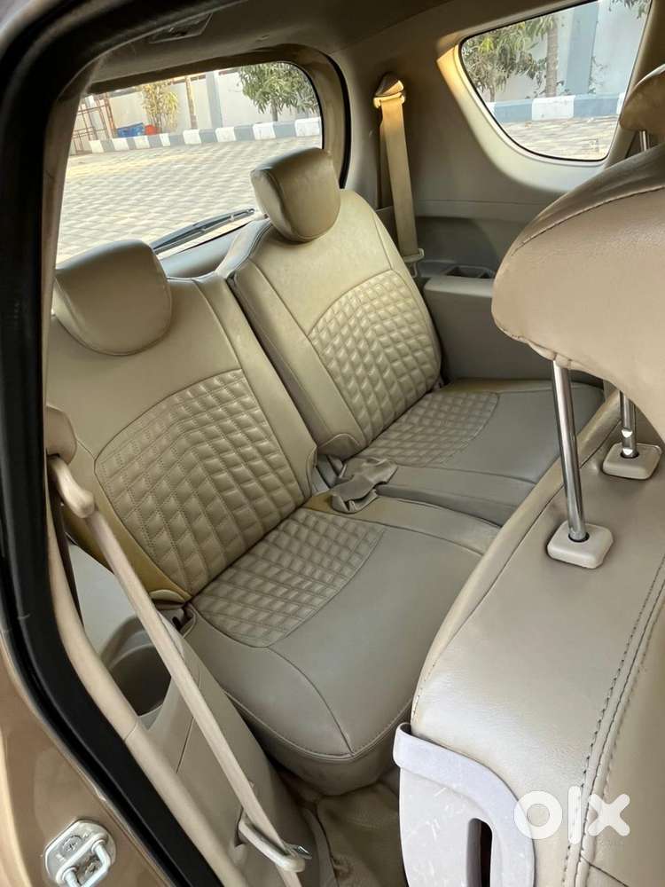 Maruti Suzuki Ertiga Zxi At, 2017, Cng & Hybrids