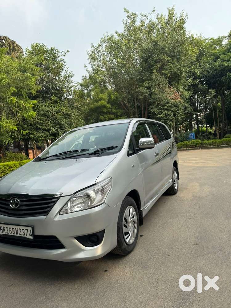 Toyota Innova 2.5 G (diesel) 8 Seater, 2012, Diesel
