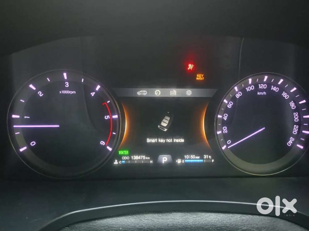 Mahindra Alturas G4 4wd At, 2019, Diesel