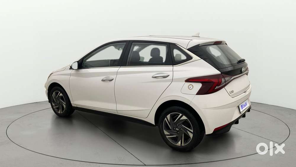 Hyundai New I20 1.2 Asta (o) Ivt, 2023, Petrol