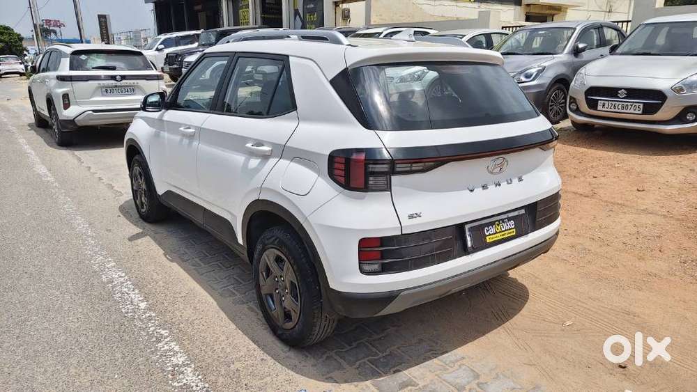 Hyundai Venue Sx, 2024, Petrol
