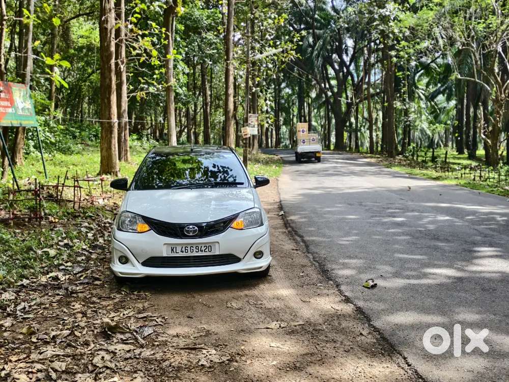 Toyota Etios Liva 2013