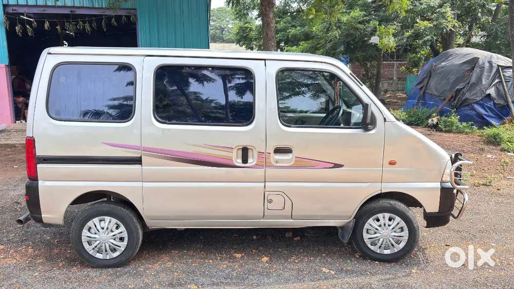Maruti Suzuki Eeco 2017