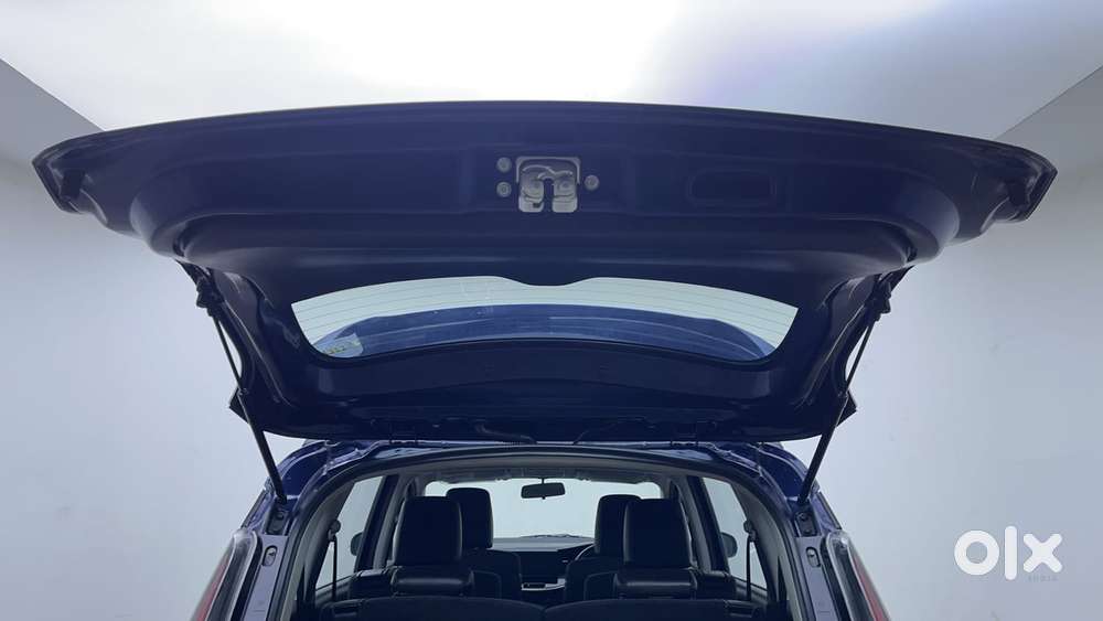 Maruti Suzuki Xl6 1.5 Zeta Mt, 2023, Petrol