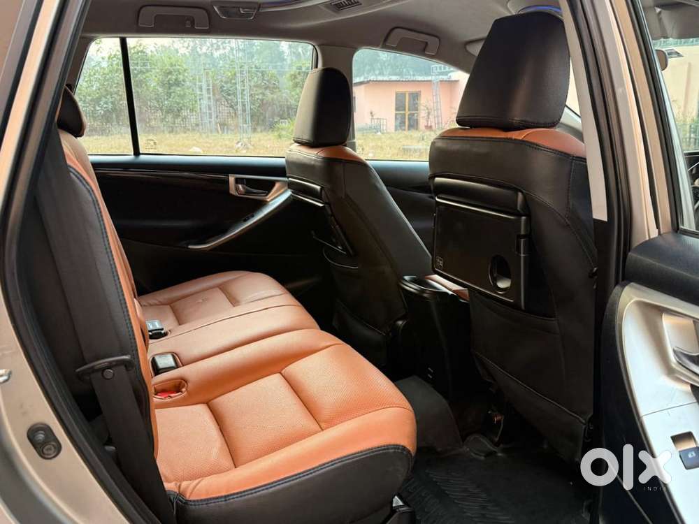 Toyota Innova Crysta 2.4 V, 2018, Diesel