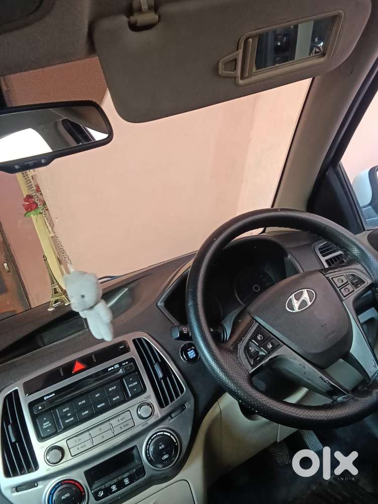 Hyundai I20 Diesel 2013 Puch Button Start Top Model