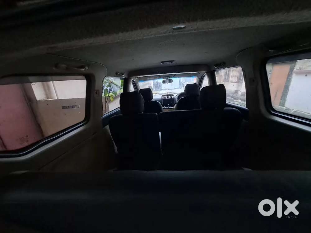 8 Seater Car In Good Condition