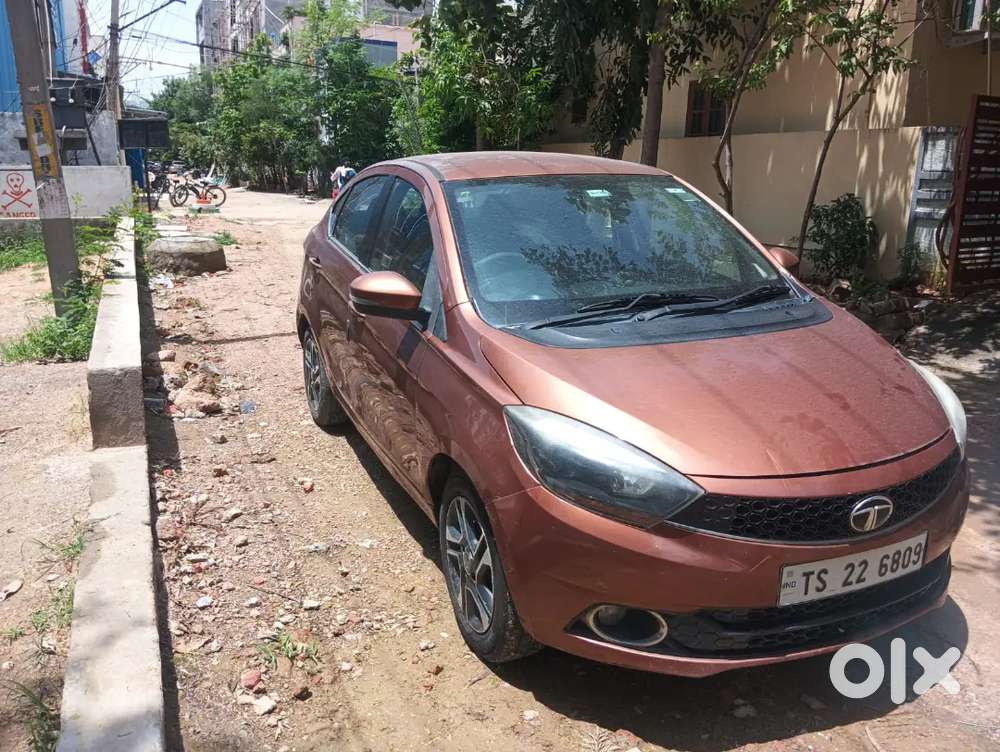 Tata Tigor Petrol 2017 Year