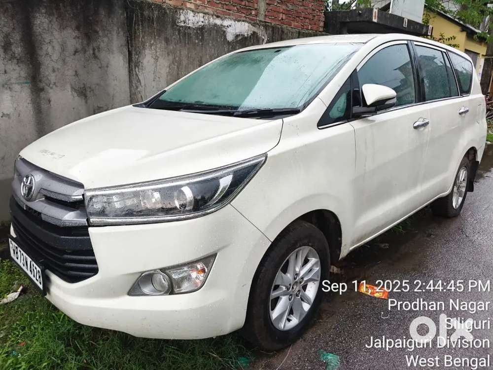 Toyota Innova Crysta 2017 Diesel 105000 Km Driven