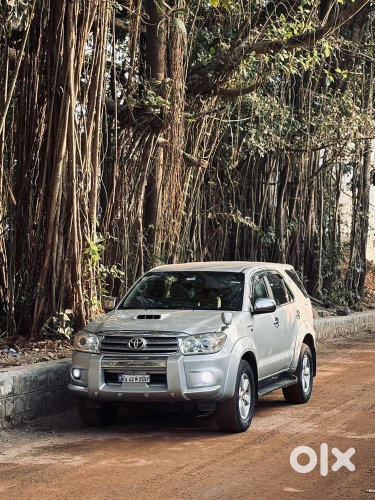 Toyota Fortuner 2011 Diesel Well Maintained