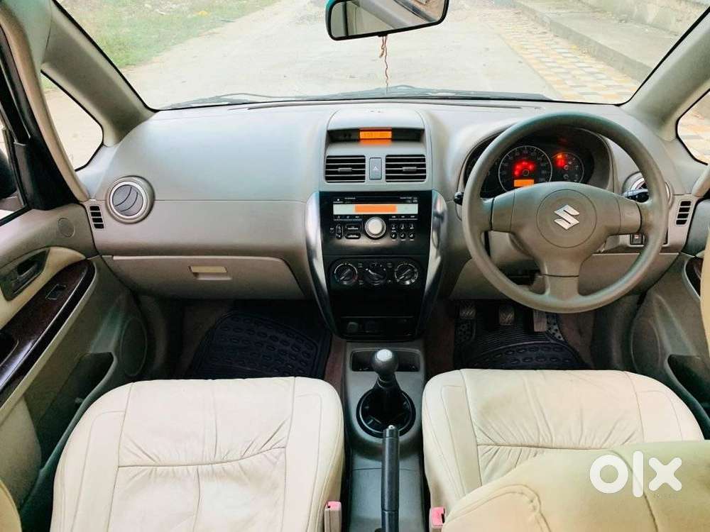 Maruti Suzuki Sx4 Vxi Bsiv, 2012, Petrol