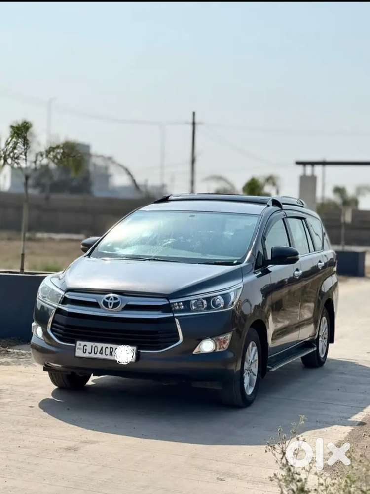 Toyota Innova Crysta 2018 Diesel Well Maintained