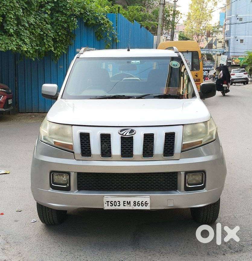 Mahindra Tuv 300 T8, 2015, Diesel