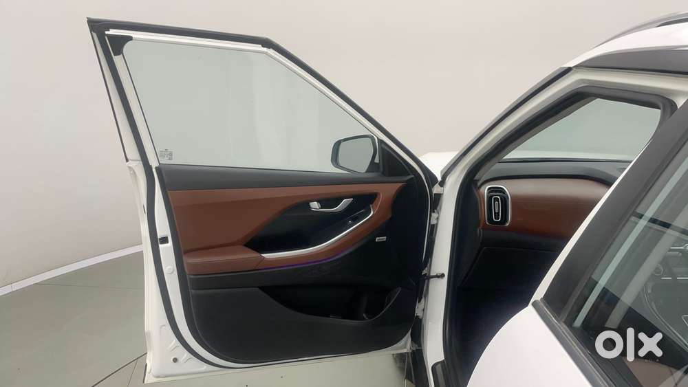 Hyundai Alcazar 1.5 Tdct Signature (o) 7s Petrol, 2023, Petrol