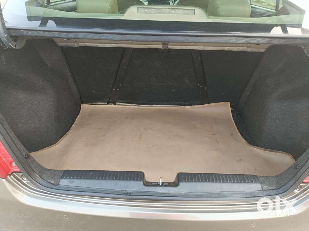 Maruti Suzuki Swift Dzire 1.3 Vxi, 2023, Petrol