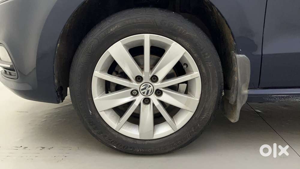Volkswagen Polo 2009-2013 Petrol Highline 1.2l, 2015, Petrol