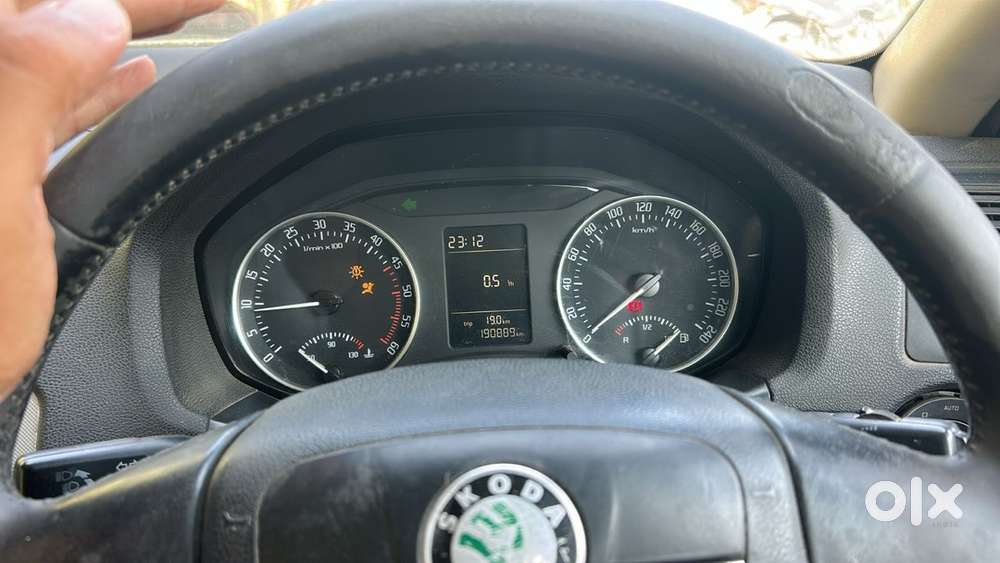 Skoda Laura Elegance 2009