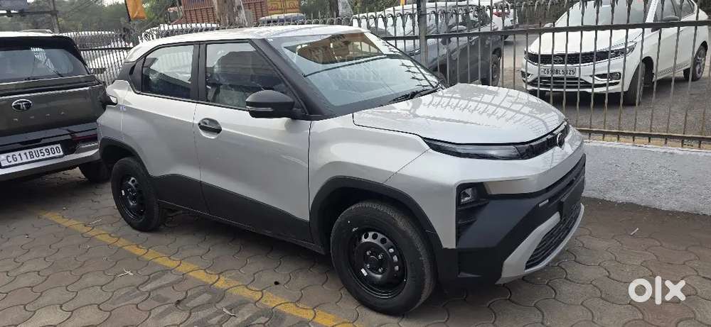Tata Punch 2026 Cng & Hybrids 2200 Km Driven