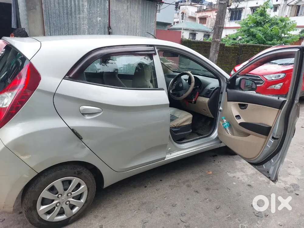 Hyundai Eon Sportz 2012 Petrol