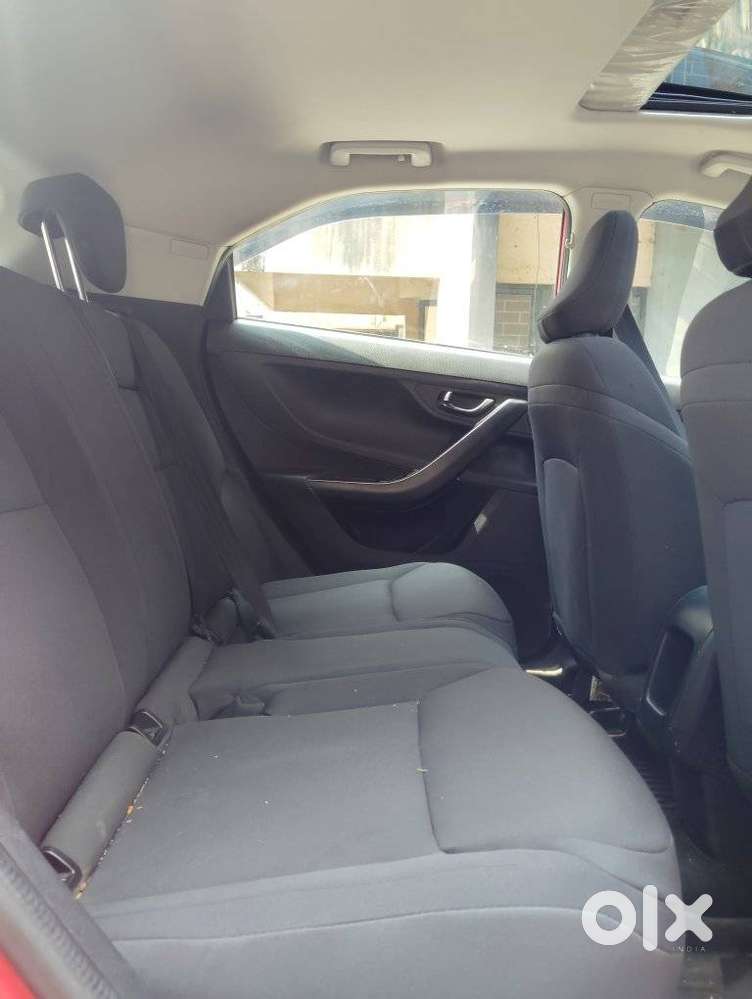 Tata Nexon Smart 1.2 Revotron Petrol 5 Mt, 2023, Petrol