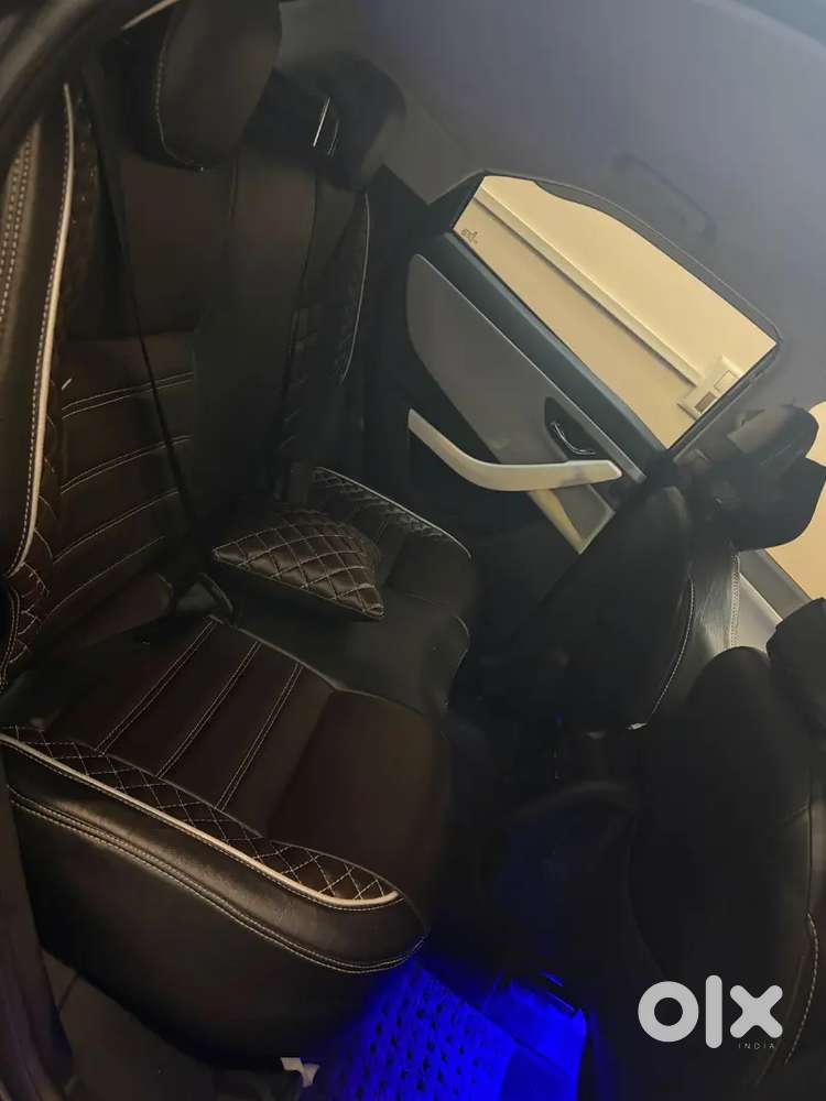 Tata Nexon Crtv 2023 For 8. 15 Lakhs