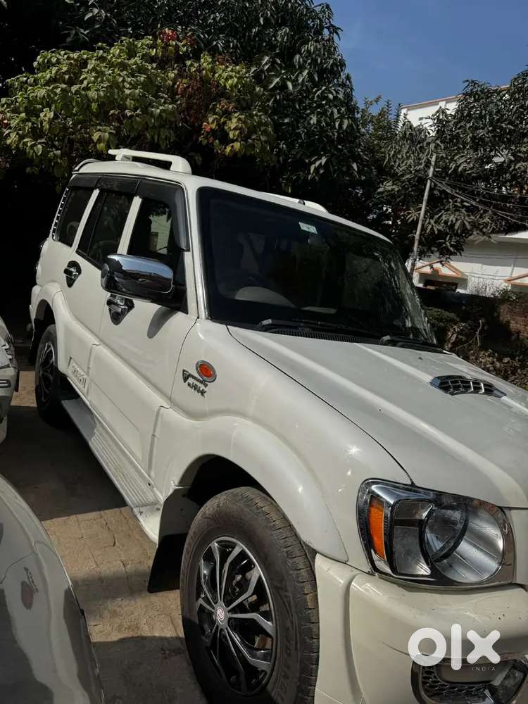 Mahindra Scorpio 2013