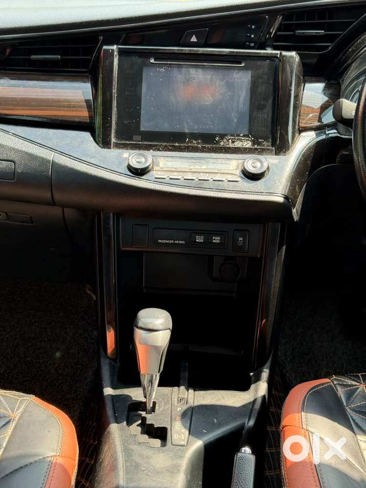 Toyota Innova Crysta 2.8z Automatic, 2018, Diesel