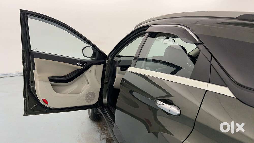 Tata Nexon 1.2 Revotron Xza Plus, 2022, Petrol