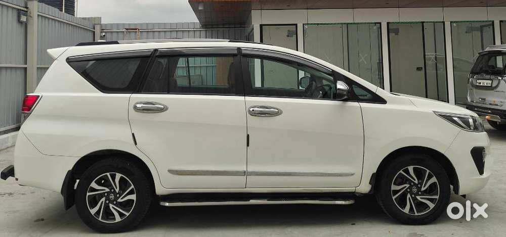 Toyota Innova Crysta [2020-ongoing] 2.4 Gx At 7 Str, 2022, Diesel