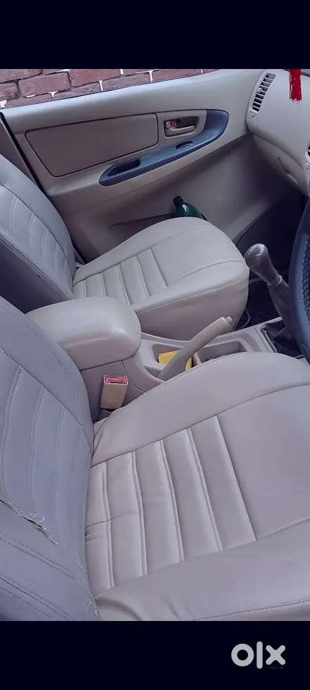 Toyota Innova 2008 Diesel 200500 Km Driven