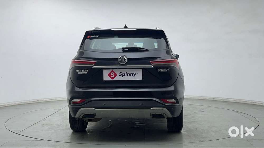 Mg Hector Plus 1.5 Sharp Turbo Cvt 6 Str, 2022, Petrol
