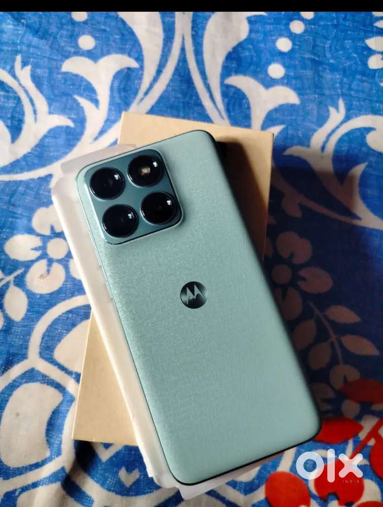 Motorola latest model 70 fusion  256 gb storage 12 gb Ram Brand new