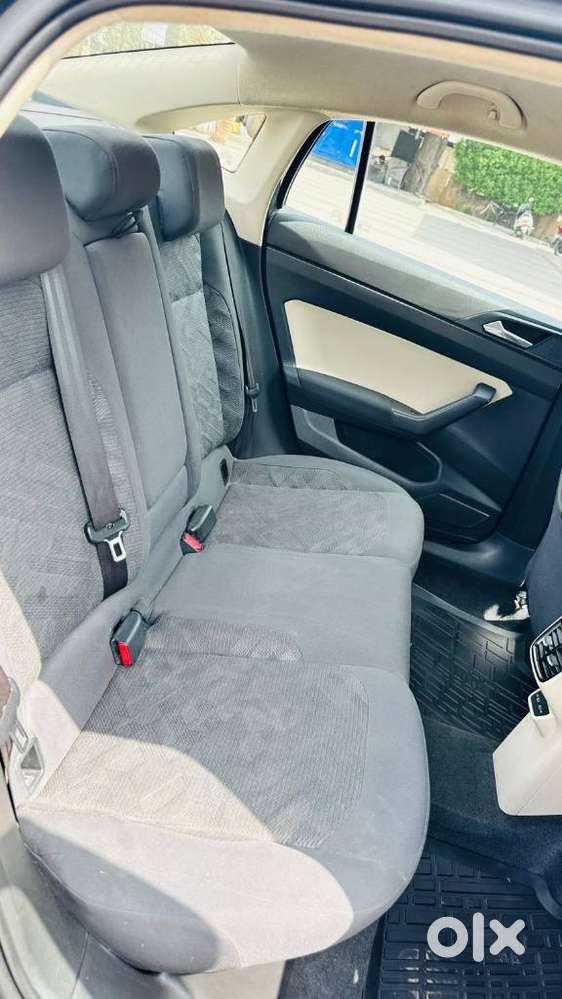 Skoda Slavia 1.0 Ambition Tsi, 2022, Petrol