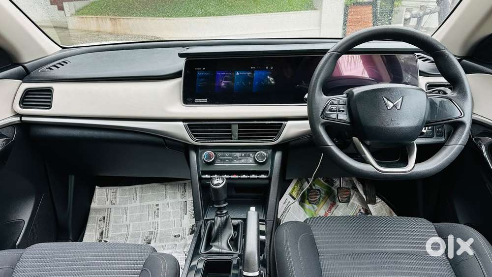 Mahindra Xuv700 2.2 Ax 5 Diesel Mt 7 Str, 2022, Diesel