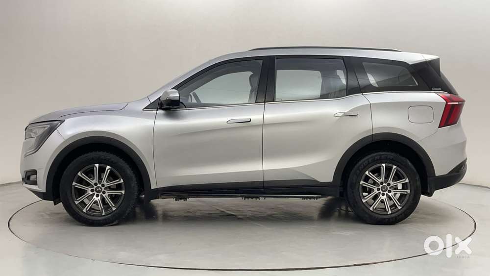 Mahindra Xuv700 2.0 Ax 7 Petrol At Luxury Pack Str, 2022, Petrol