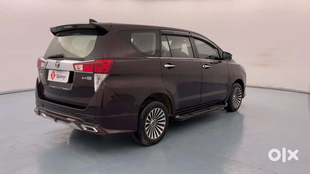 Toyota Innova Crysta 2.4 G Plus Mt 8 Str, 2019, Diesel