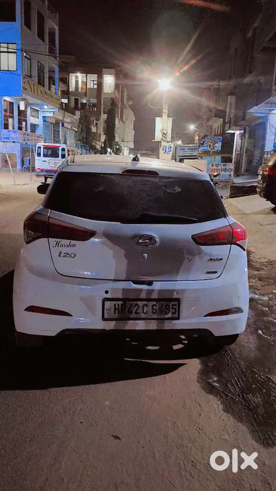 Hyundai I20 2015 Diesel 125000 Km Driven