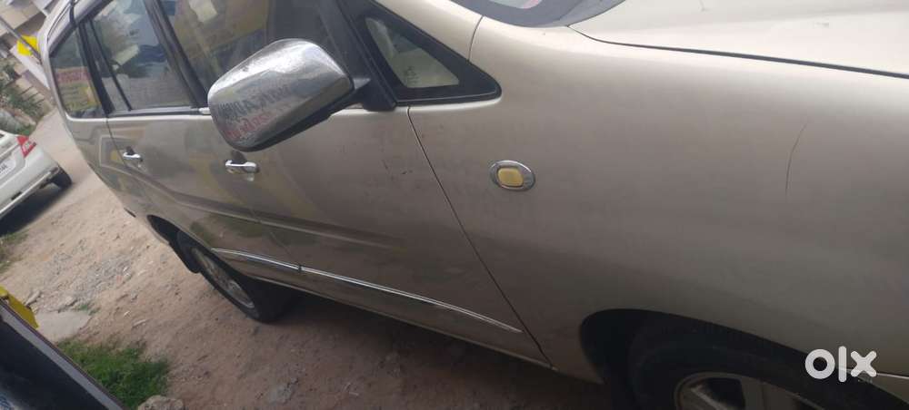 Toyota Innova 2.5 Ev Diesel Ms 8 Str Bsiii, 2009, Diesel