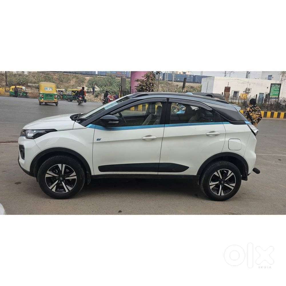 Tata Nexon Ev Max 3.3 Kw Xz Plus Lux, 2023, Electric