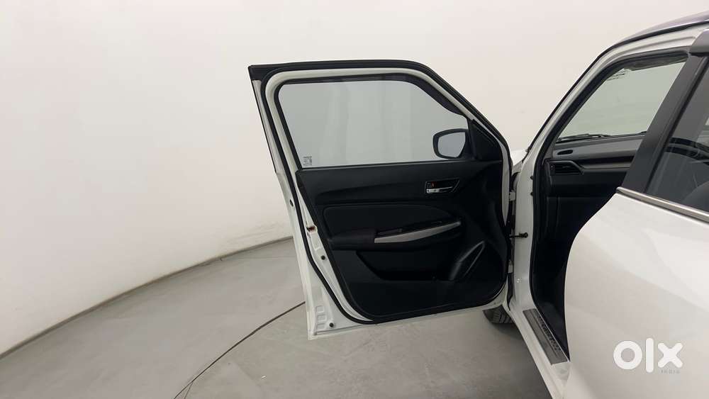 Maruti Suzuki Swift Zxi Plus Dual Tone, 2022, Petrol