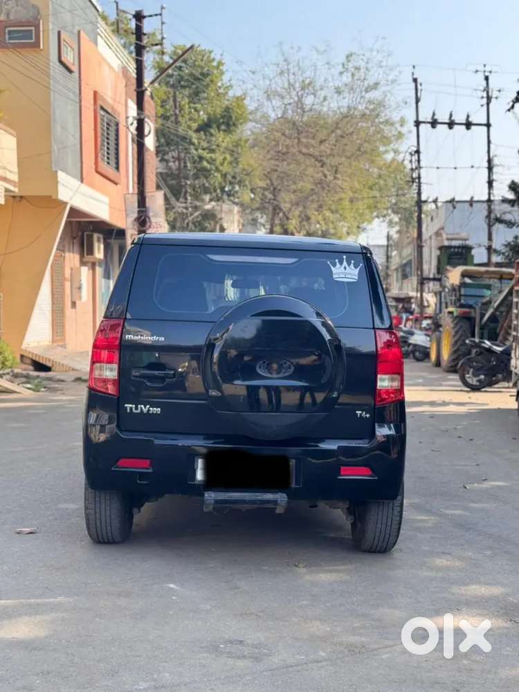 Mahindra Tuv 300 2018 Diesel Well Maintained